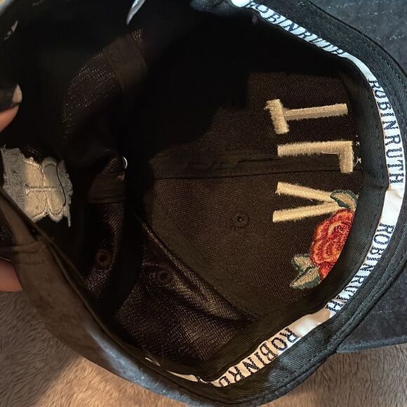 Robin Ruth TLV Original Rose Faux Suede Tel Aviv hat - Picture 5 of 6